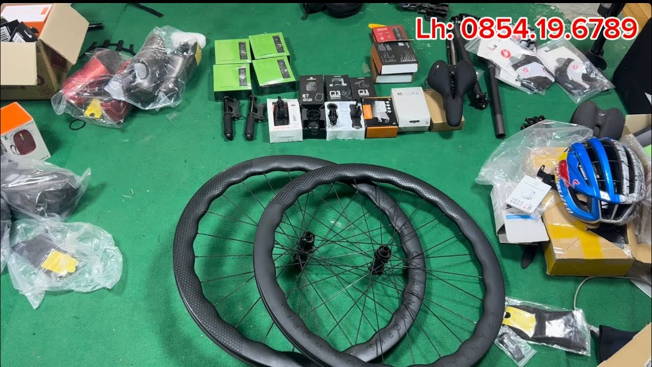 Đèn xe đạp cao cấp - giày đạp xe mới về - gang tay đạp xe mỹ - đồng hồ tốc độ xe đạp vệ tinh