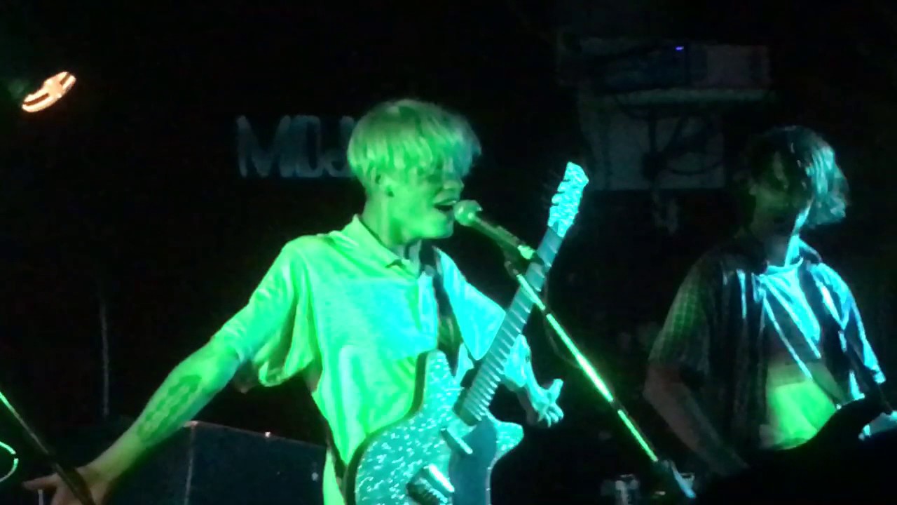 Hideous Sun Demon live at Mojos Bar, Fremantle 22.04.2017
