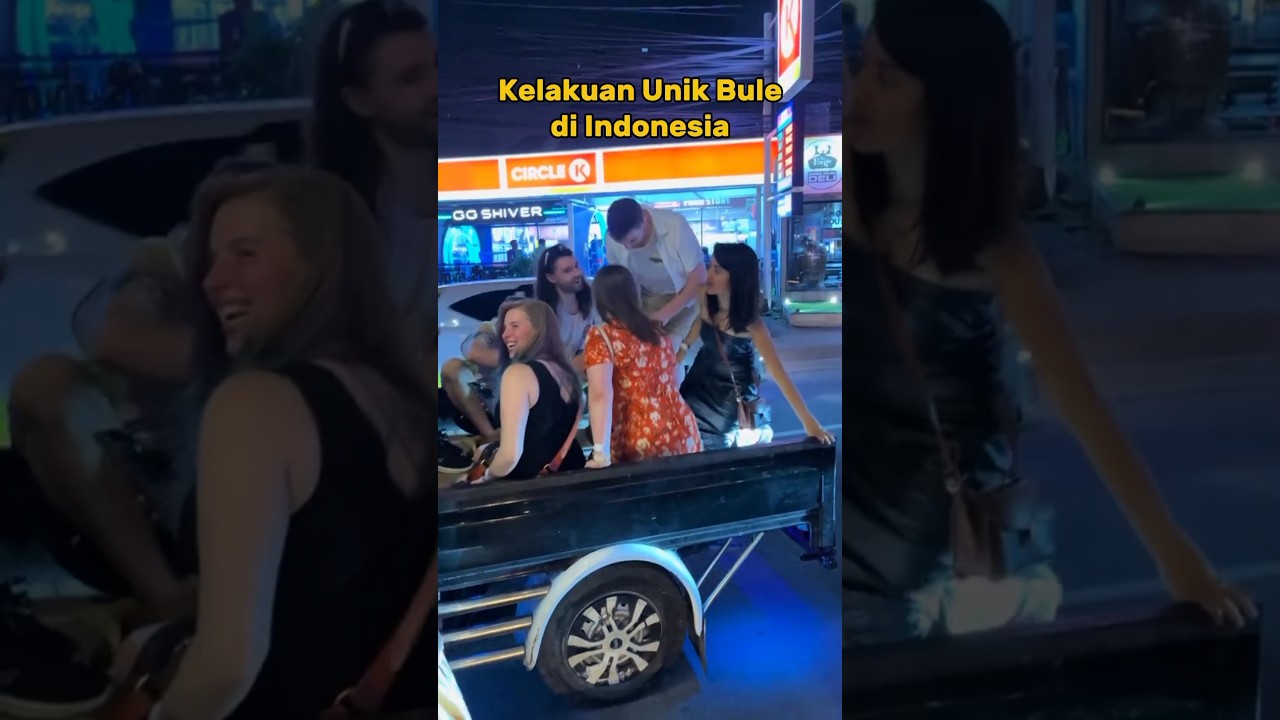 Kelakuan Unik Bule di Indonesia. #shorts #viral #bule