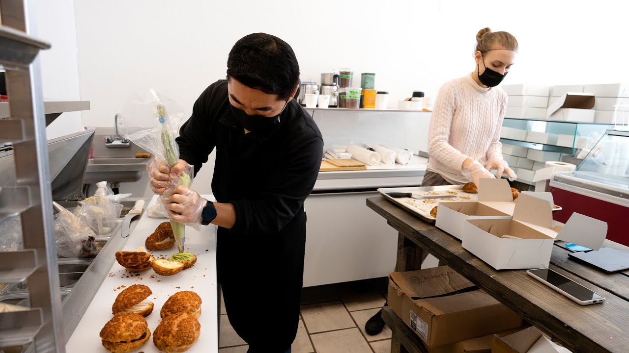 A sweet fundraiser: Montreal bakery creates cream puffs in support of Ukraine