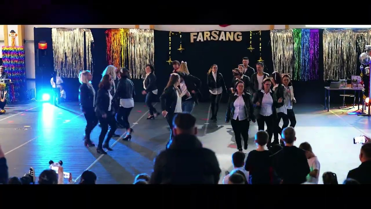 Endresz Farsang 2026 - 9. c osztály - tanártánc