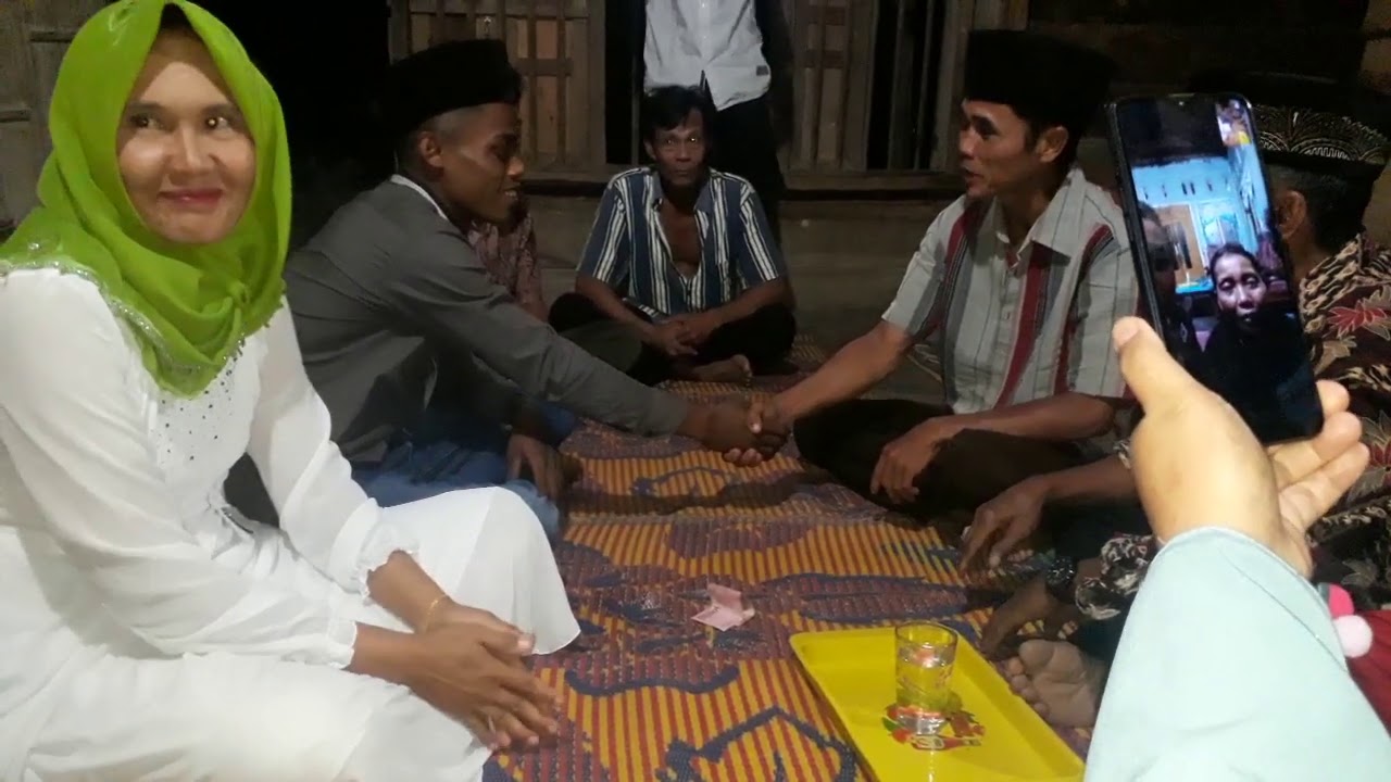 Virall berondong 25 tahun menikahi janda anak 3 umur 38 tahun