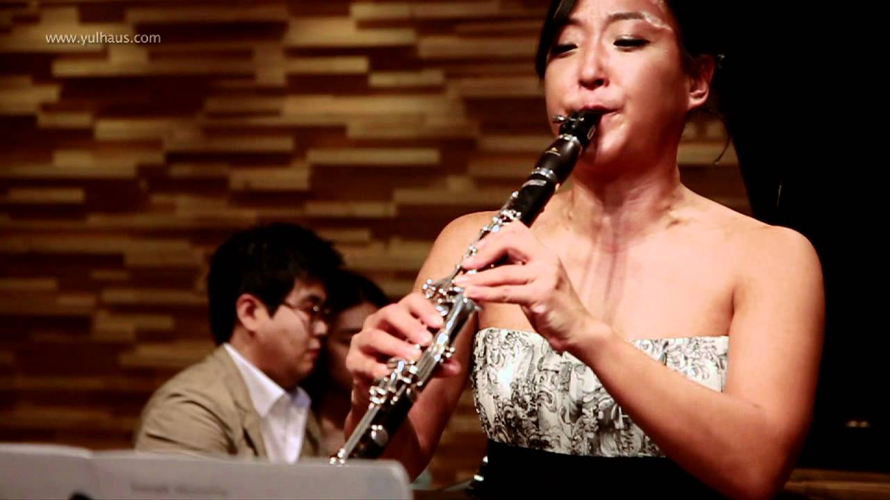 Joseph Horovitz - Sonatina for clarinet & piano / 1st mov.