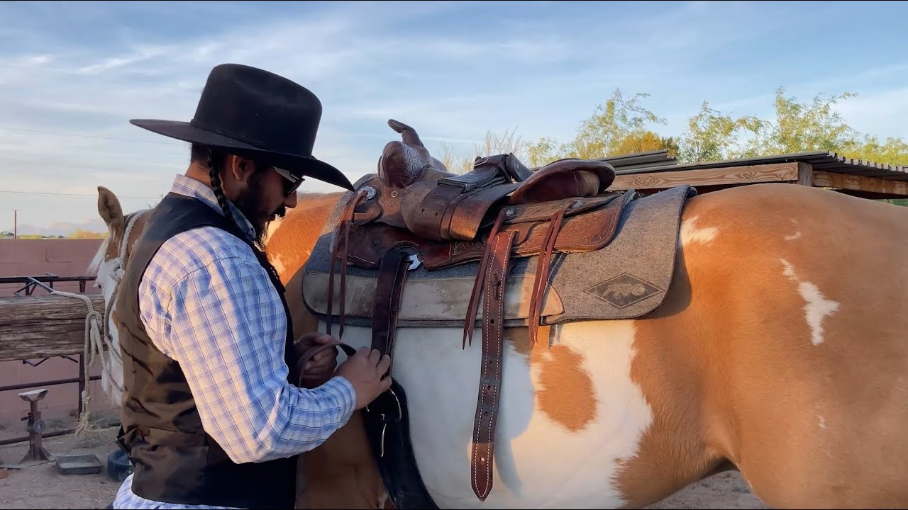 AZHT: How to Properly Saddle your Horse