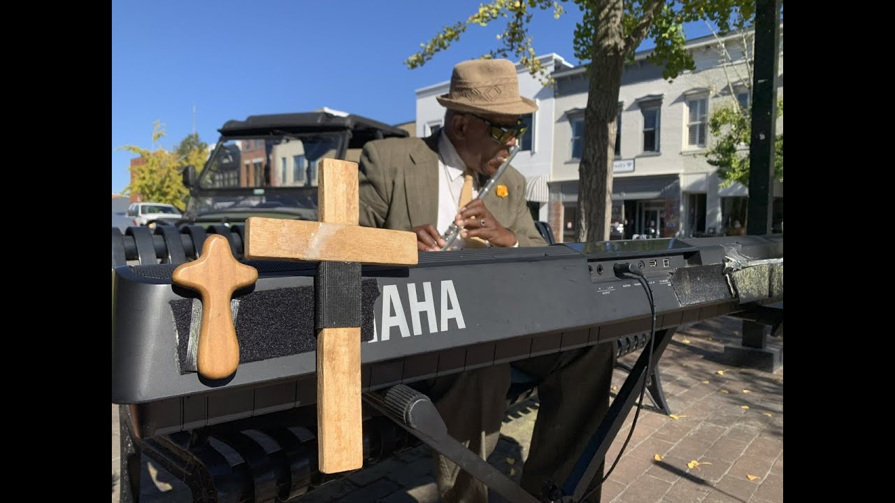 Another 5 Minutes* of Flute Playing Downtown