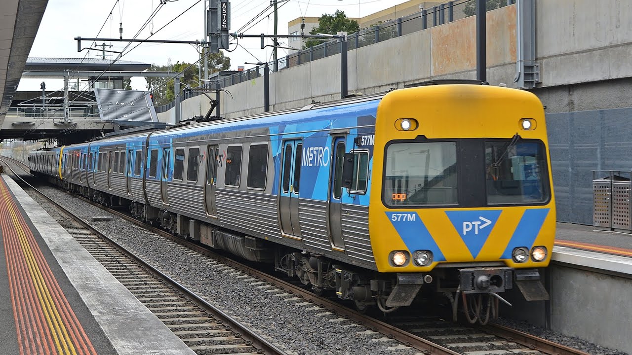 Comeng & Siemens Trains at Ginifer