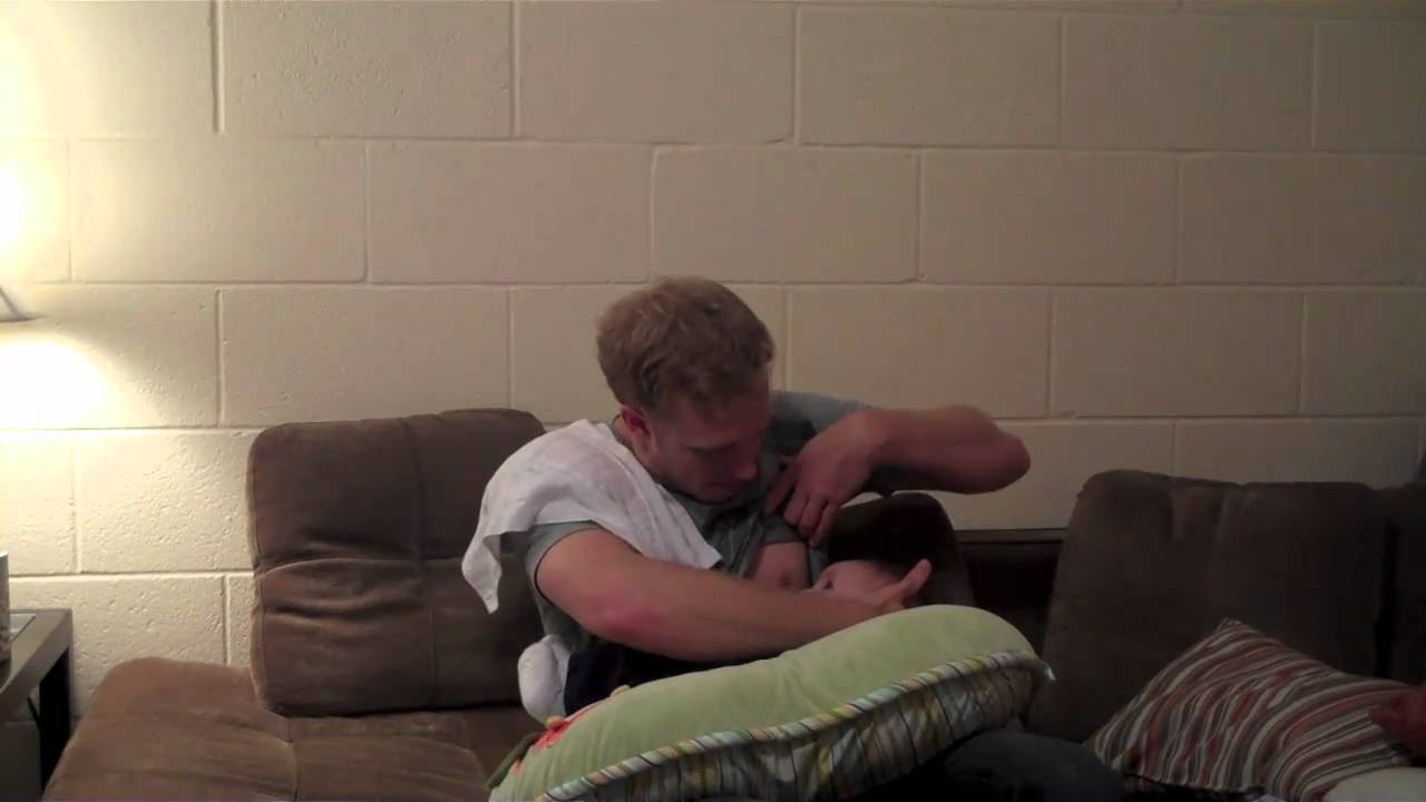 Funny Must See Baby Video- Babies Daddy!!!!!