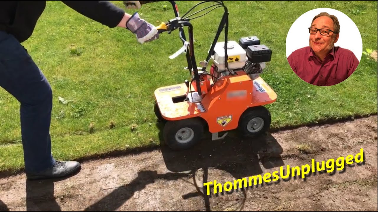 Rasen einfach entfernen mit dem Grassodenschneider