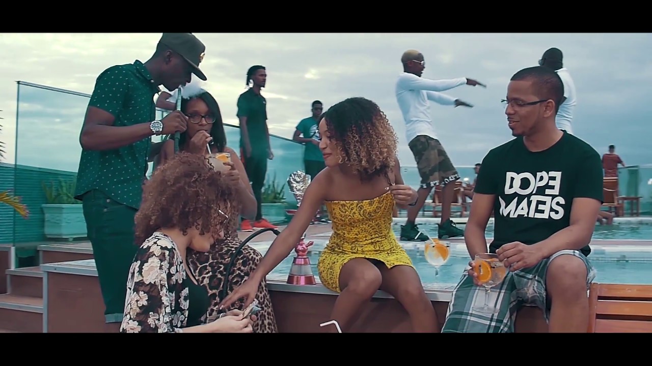 Neto Furtado - Aguenta mais e so Ft. Bob Living (Official Video)