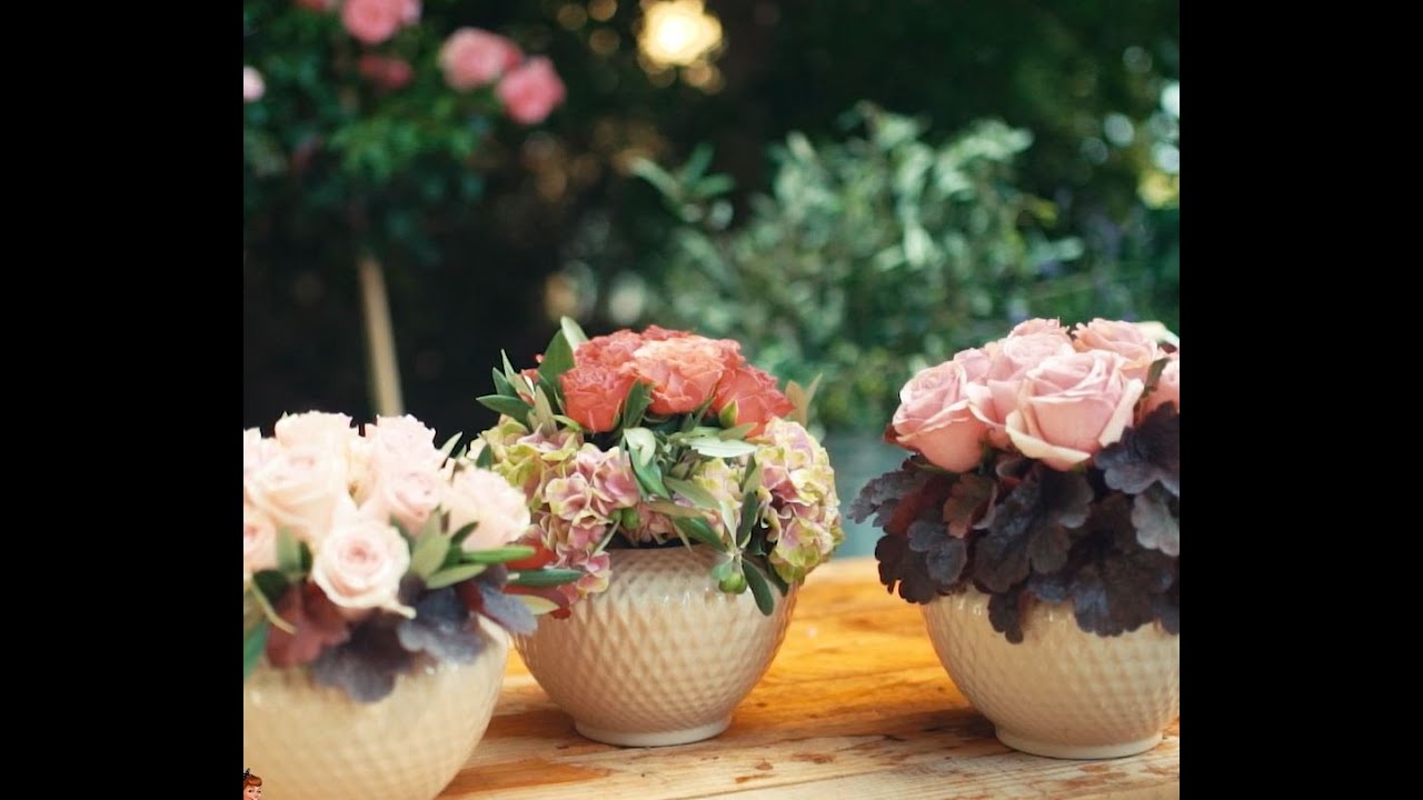 Blumengesteck mit Steckschwamm stecken