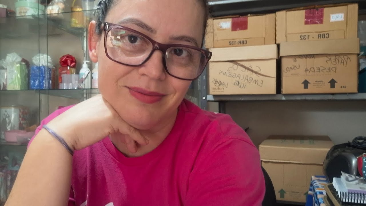 Oi Gente voltei ❤️ vou contar pq eu sumir 😉#avon #natura #oboticario #aberturadecaixa 