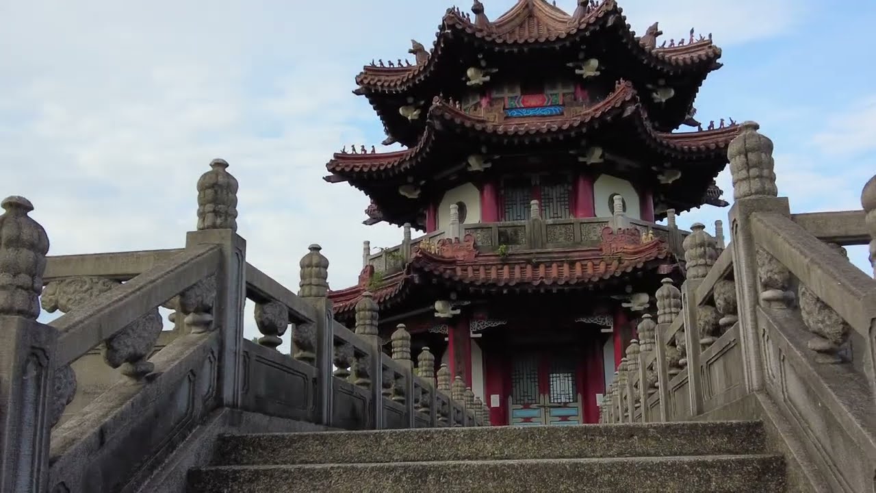 Morning walking in Taipei - 228 Peace Memorial Park 228 公園