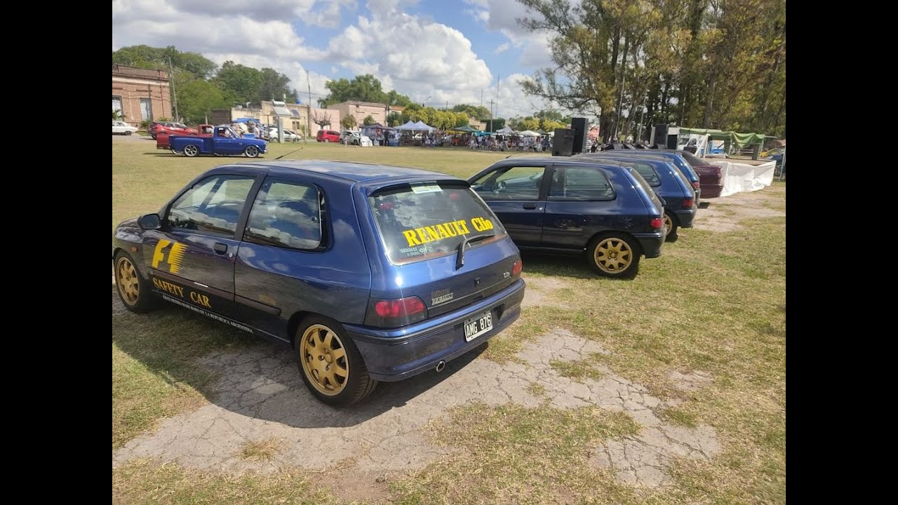 CLIO WILLIAMS 1995. Lo manejé en el encuentro de Renault Classic en Rueda. ¿Cómo funciona el Club?