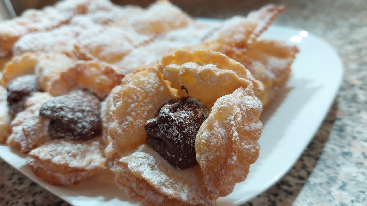 CHIACCHIERE alla PANNA e FIOR di CHIACCHIERE - ricetta FACILISSIMA