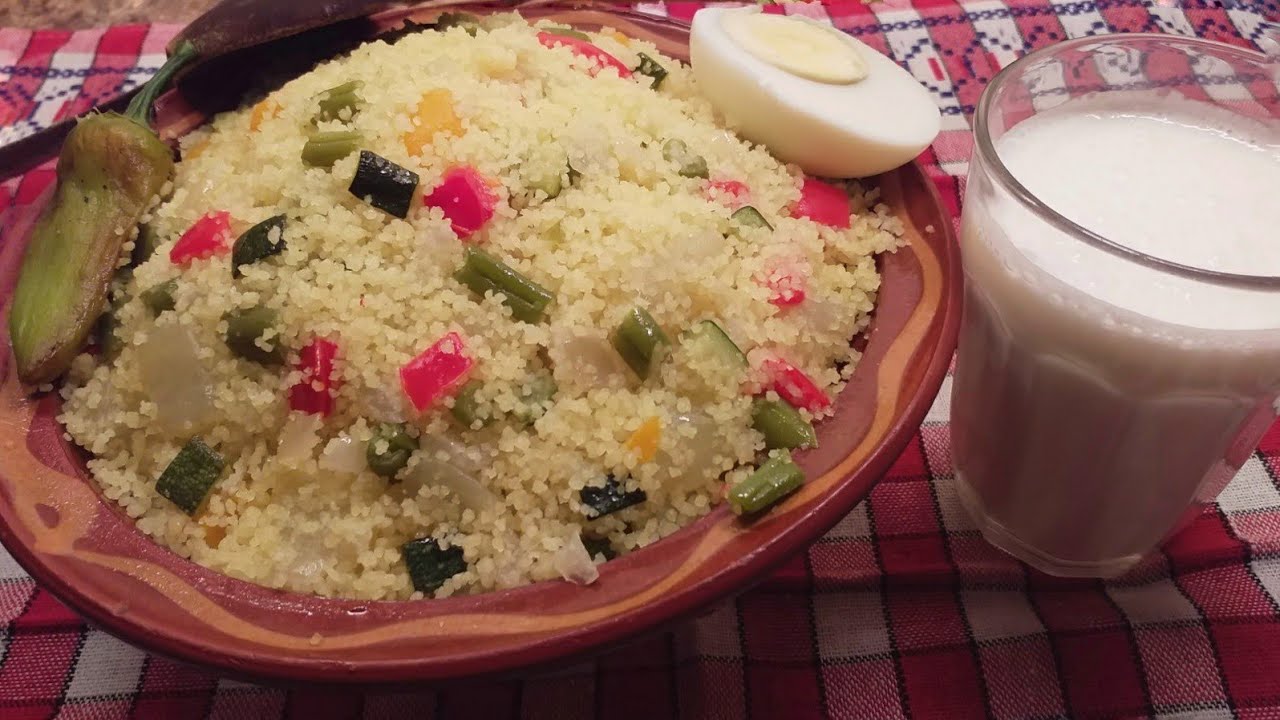 Afourou/ Ameqfoul ♓ Couscous Kabyle aux l&eacute;gumes a la vapeur 🥕🧅🥔