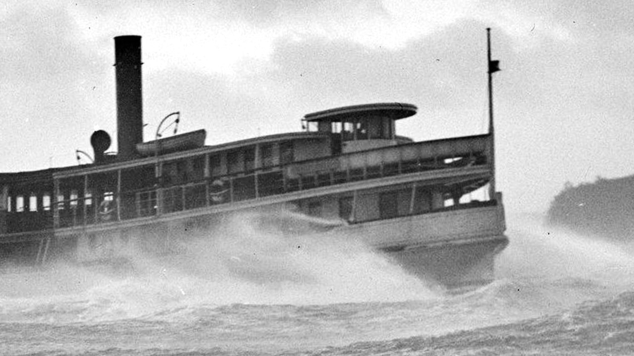 Toroa Vignettes - Conversations with Barry Davis about the Auckland steam ferries and Toroa