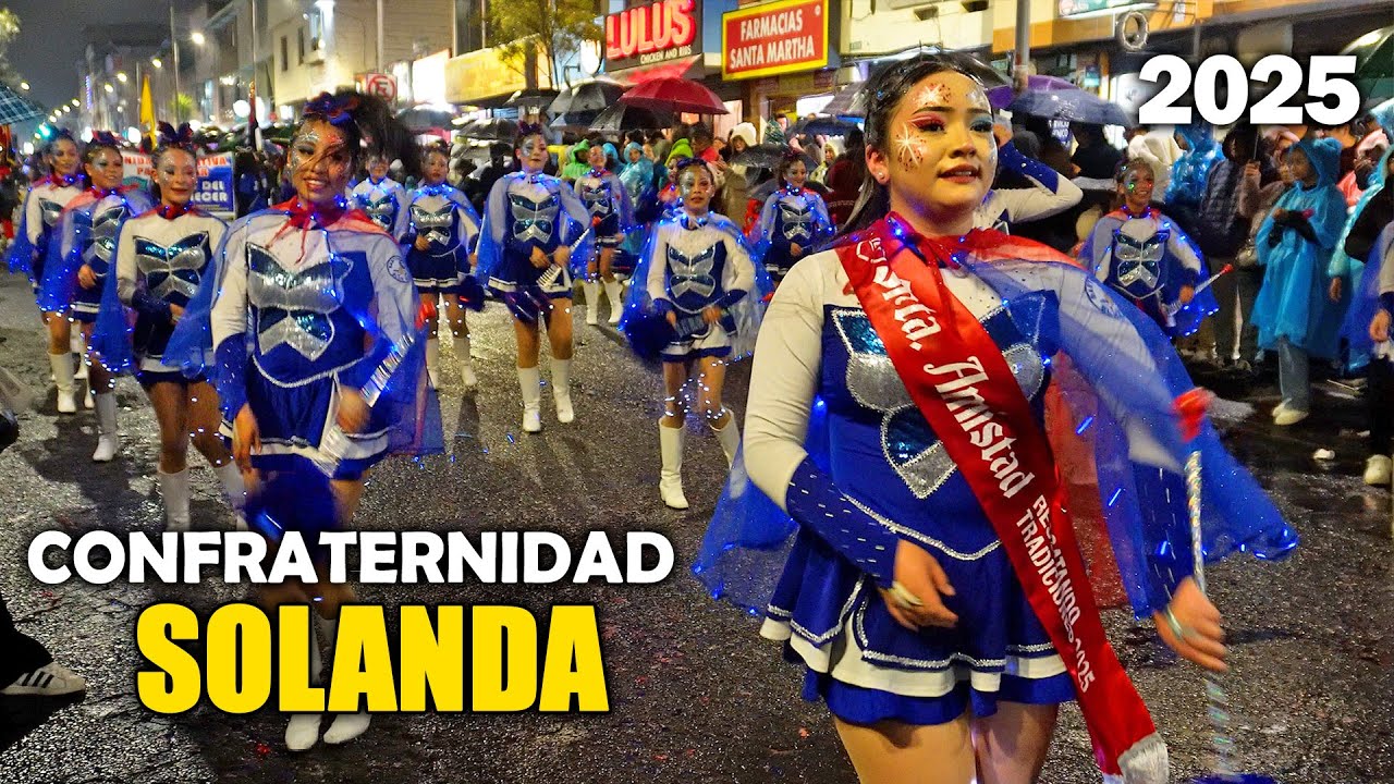 ¡DESFILE SOLANDA 2025 bajo la lluvia! Mira lo que pasó 💙❤️ Fiestas de Quito 2025 🎉🎊