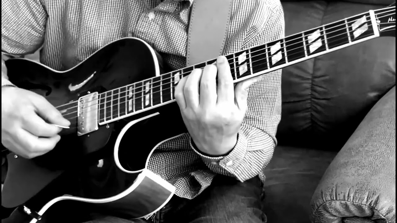 Emily Guitar Solo Jazz Chord & Melody エミリー ジャズ・ギター・ソロ