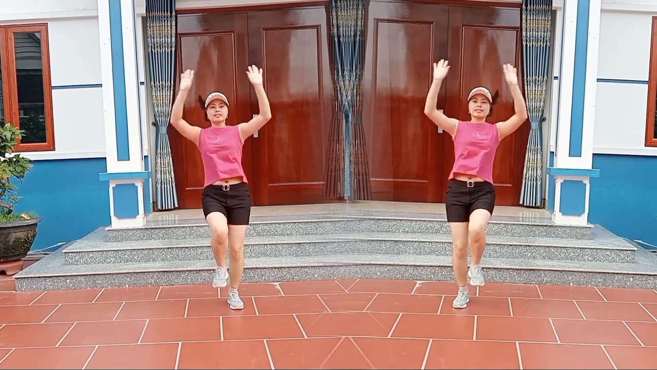 Dù em có ở chốn nào anh vẫn thầm và chờ yêu em . Điệu nhảy shuffle dance Tình yêu anh dành cho em