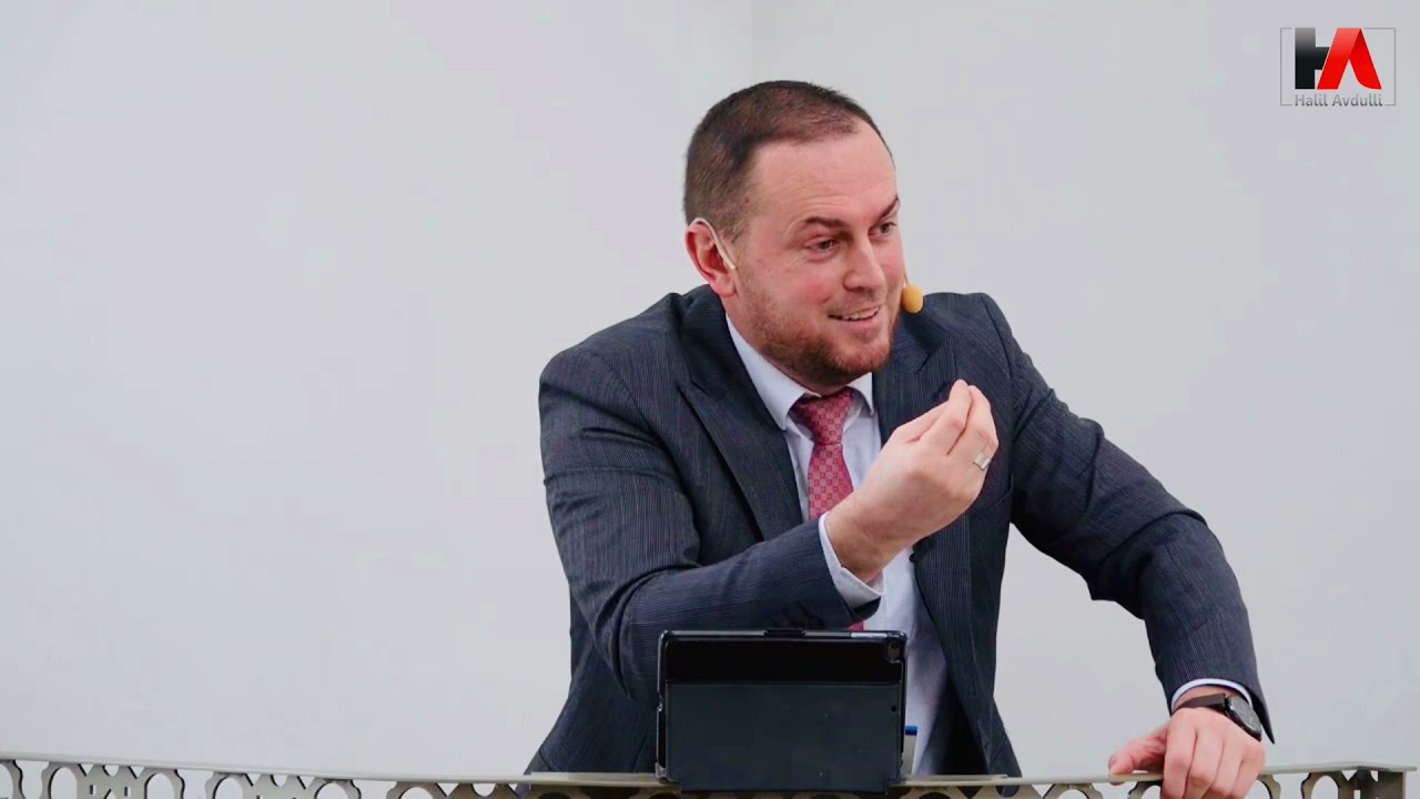 Tre kufijtë që nuk duhet t‘i kalon njeriu! - Halil Avdulli