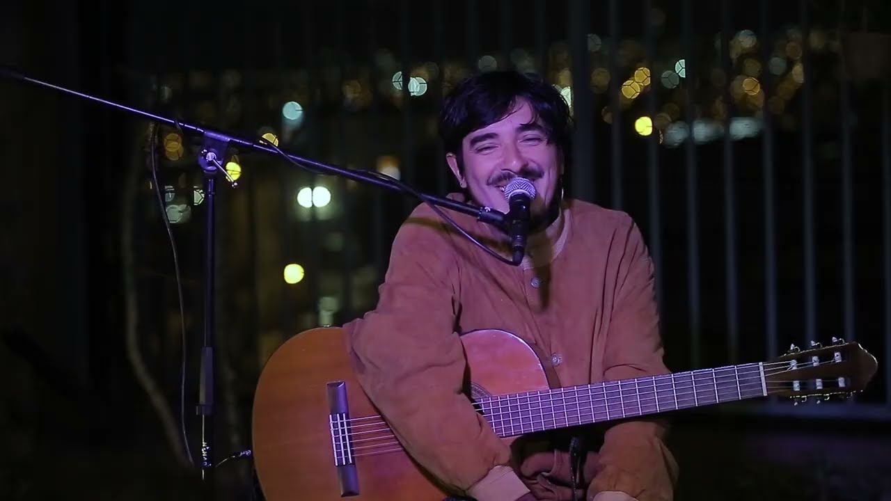 Danto Gaval - Íntimo en Valparaluz