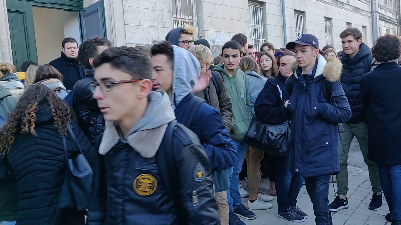 Bloquage des portes a guez