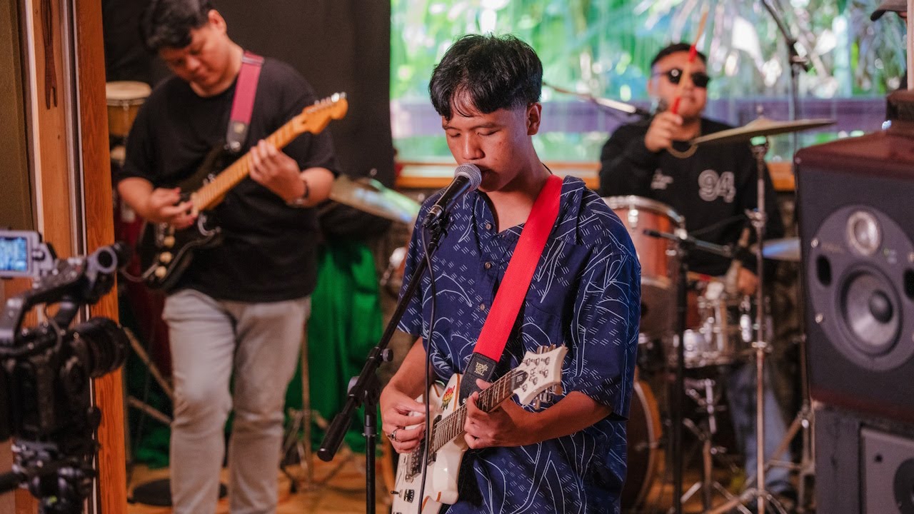 Steven Kou - Naturally (Live)