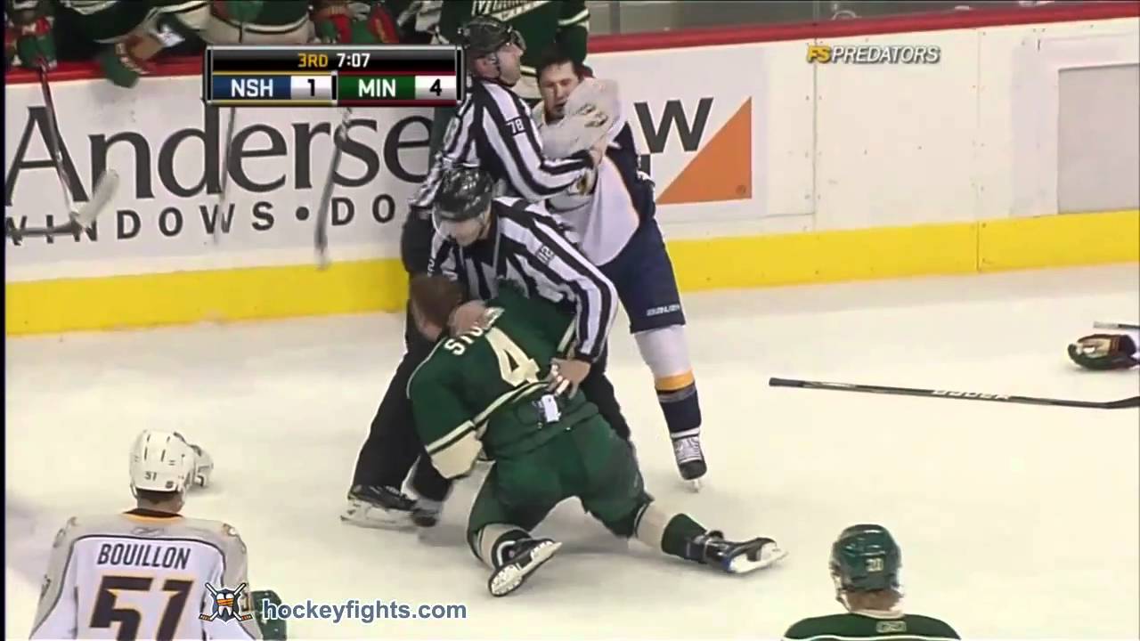Jordin Tootoo vs Clayton Stoner Nov 26, 2010