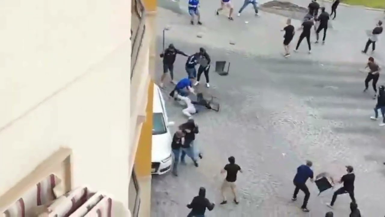 Pelea multitudinaria entre aficionados del Real Ja&eacute;n y el Xerez Deportivo FC (28.09.2025)