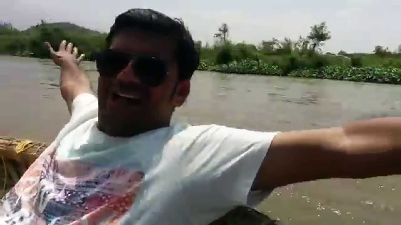 A head spinning Coracle ride in Hampi, India!