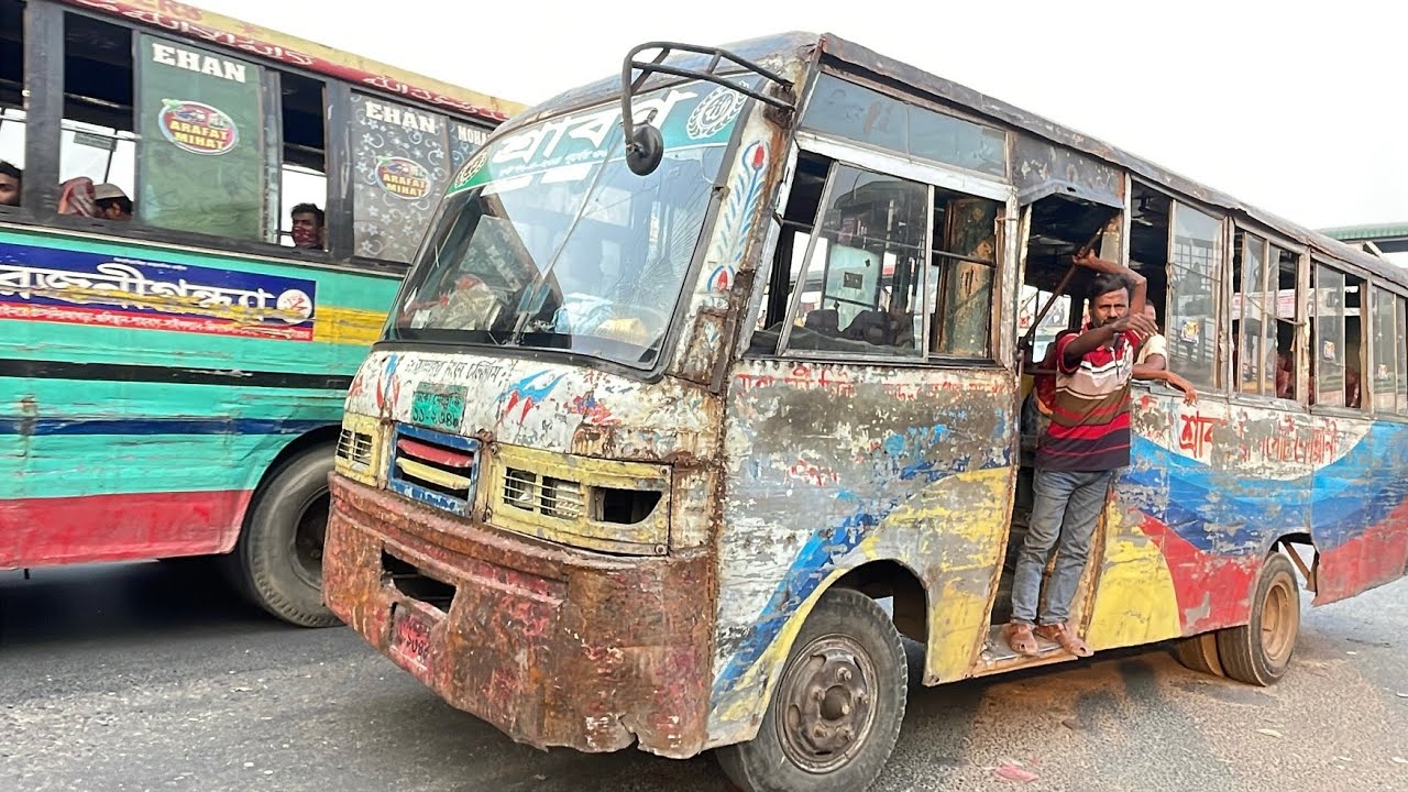 Shocking Condition of Local Buses in Bangladesh | People Running in Front of Moving Buses