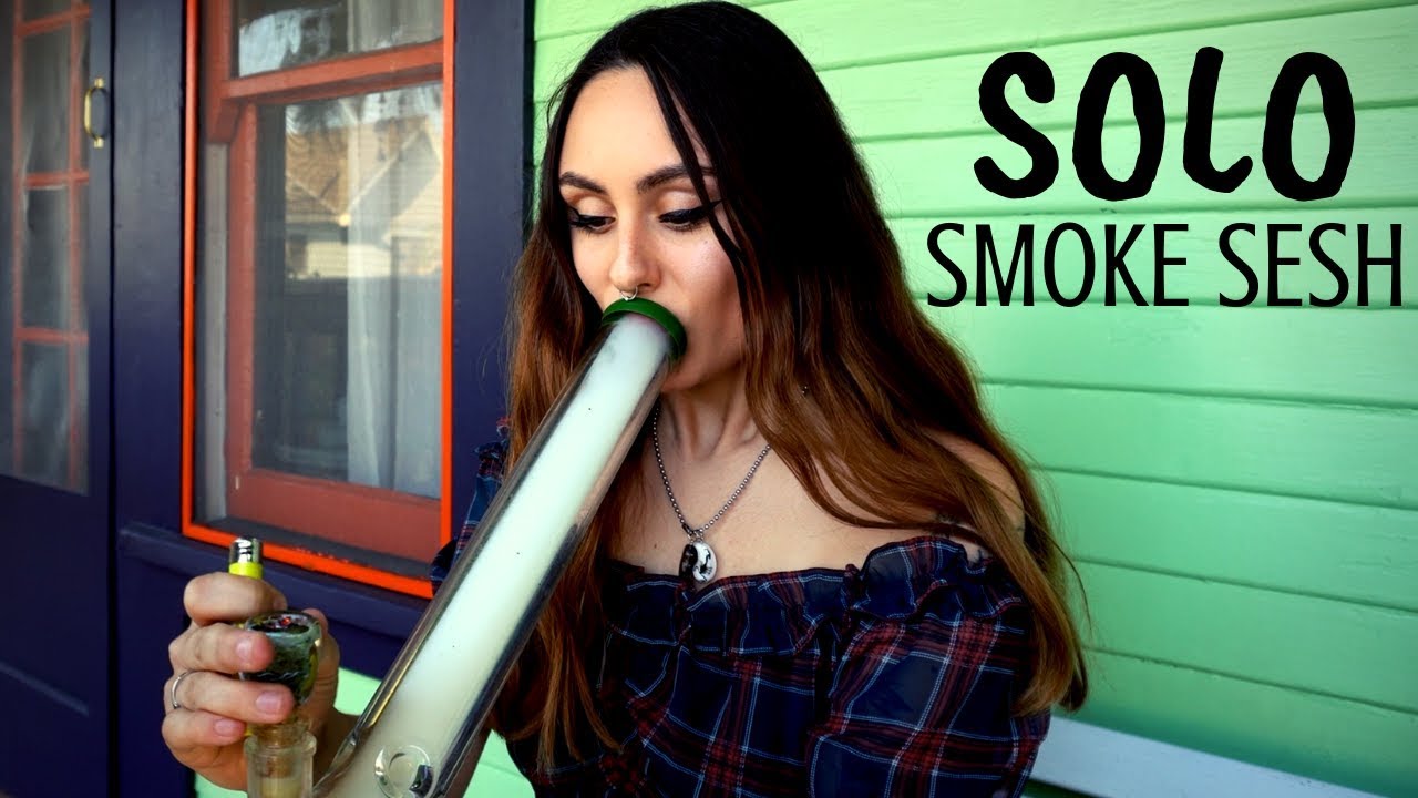 SOLO STONER SMOKE SESSION