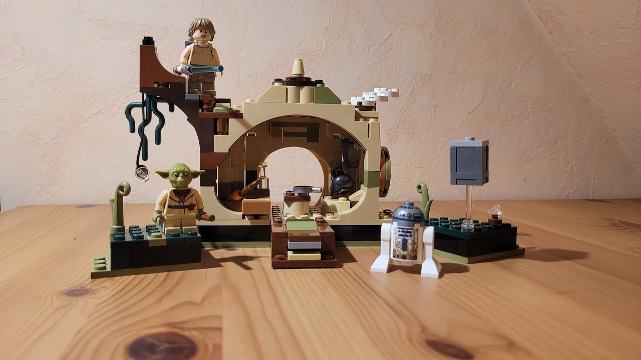 Nice play features: Lego Star Wars 75208 Yoda's Hut Review