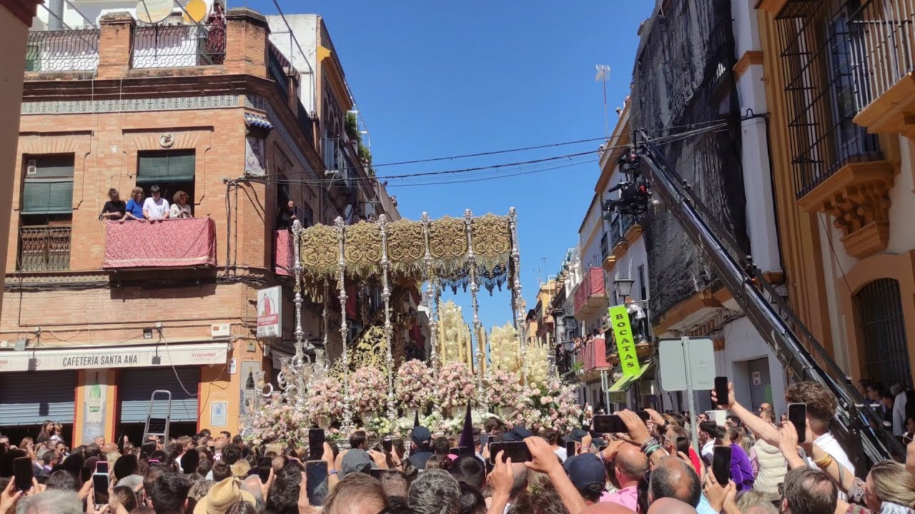 4K/ Al cielo la Reina de Triana/ Hdad de la Esperanza de Triana/ Bm lascigarreras/ 2023