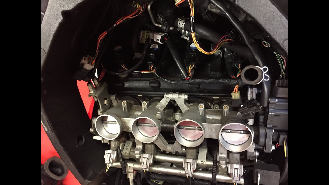 How To Change Spark Plugs On Suzuki GSXR600 and 750 K6 , K7