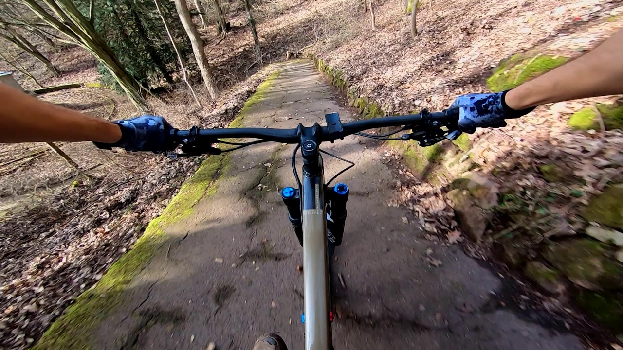 Urban MTB Downhill Idar-Oberstein || Santa Cruz Hightower || Hometrail #11 || RAW