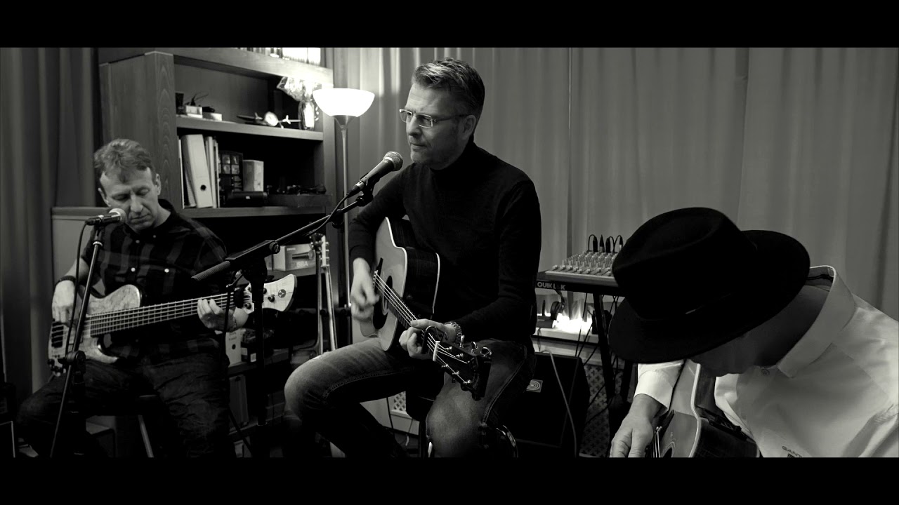 Carry You Home - James Blunt  - Covered by Doctors of Music .