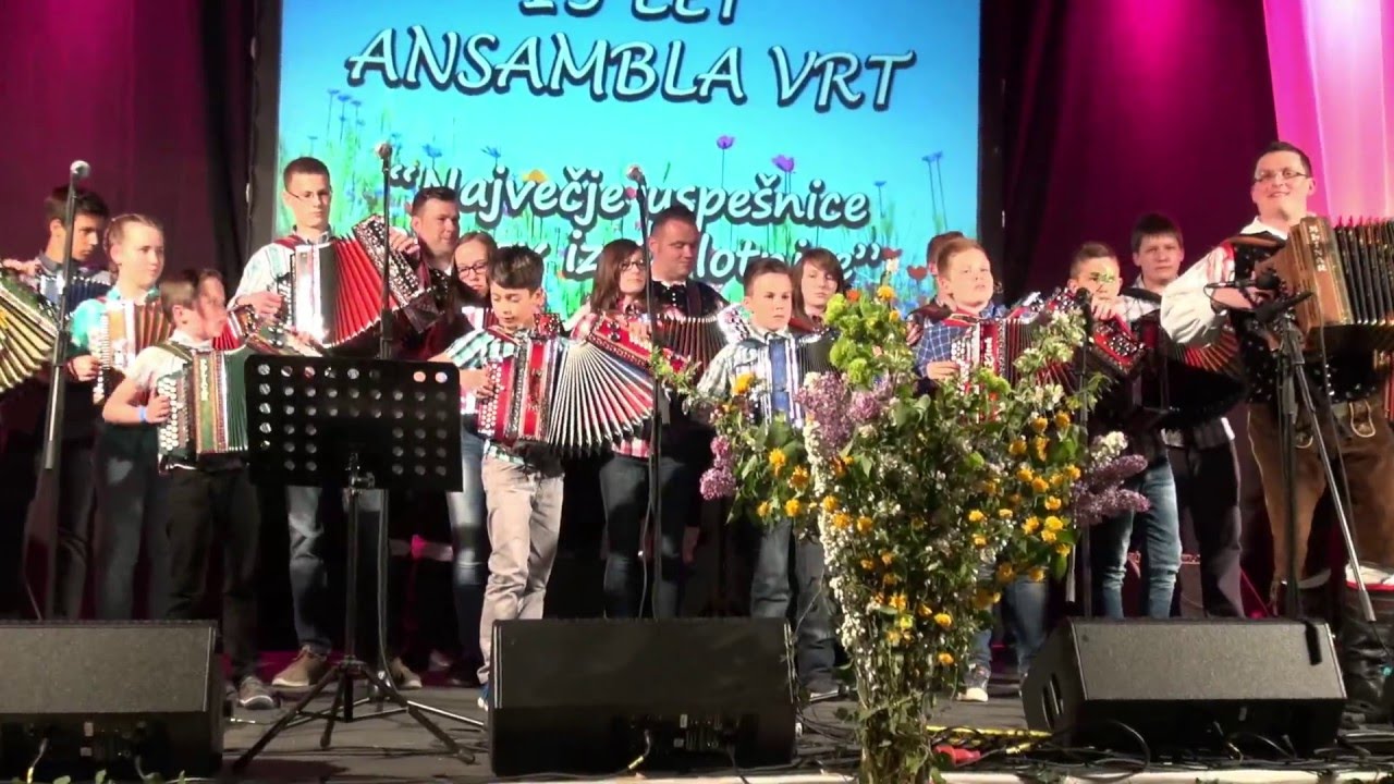 Harmonikarski orkester Davorina Hartmana - Otroški smeh (v živo)