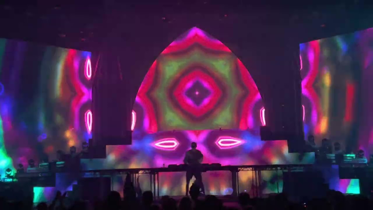 20min of GRIZ Triple Rainbow night 2 (from box seat)
