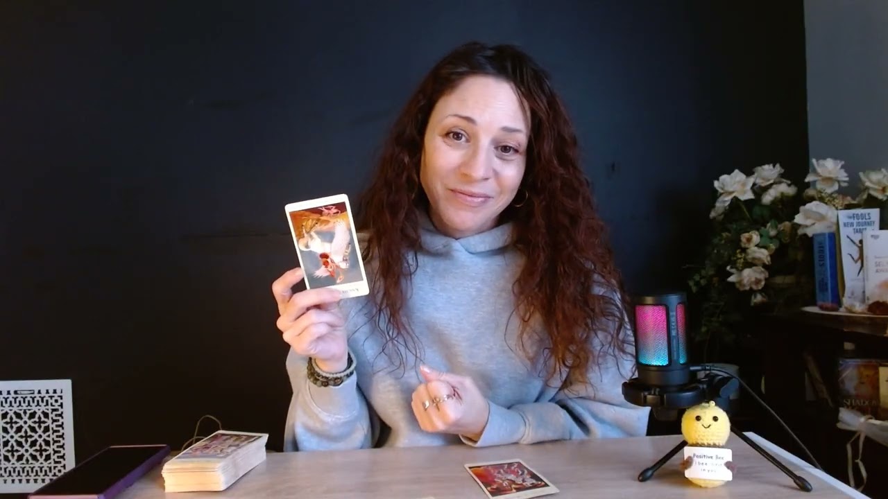 LEO TAROT♌THE FIRE THAT'S BURNING BRIGHTER THAN BEFORE BETWEEN THE TWO OF YOU! SOUL CONNECTION 💖🤑