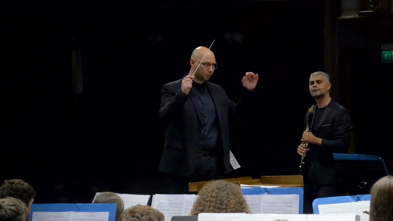 Introduzioni Tema e Variazioni G. Rossini  direttore Mirko Caruso clarinetto solista Marcello Caputo