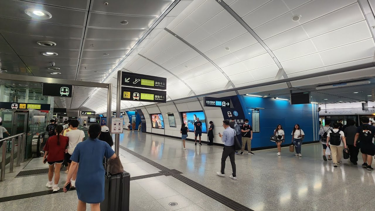 【金鐘站擴建部分#47】港鐵東鐵綫和南港島綫列車駛入和駛離金鐘站 (星期日非繁忙時段)