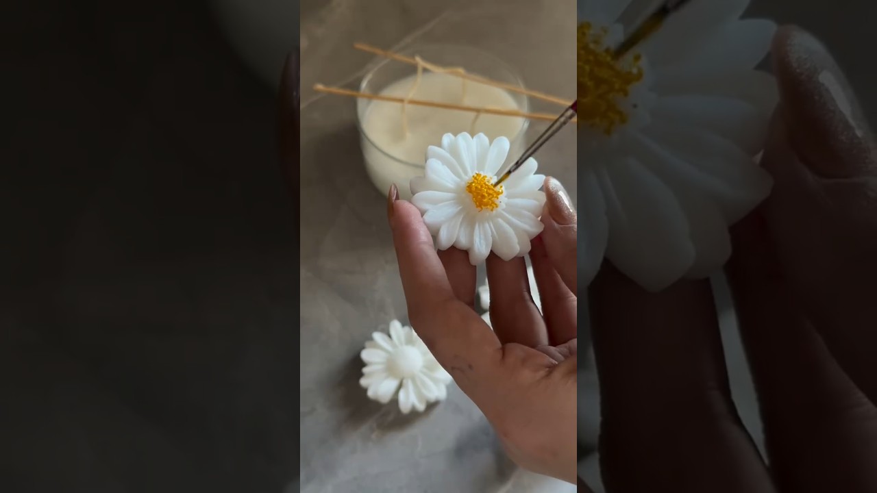 This Simple Daisy🌹🌺 Flower Candle DIY So Here Is How To Make Candles At Home 😁 #diy #candles #candle
