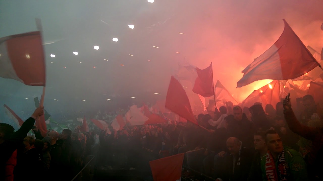 Feyenoord - Manchester City, Here's our famous atmosphere!