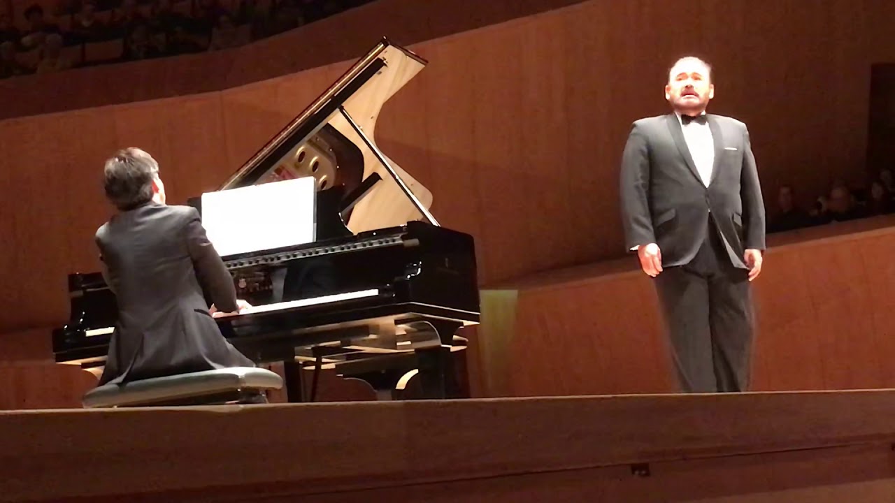JAVIER CAMARENA. Lamento de Federico.