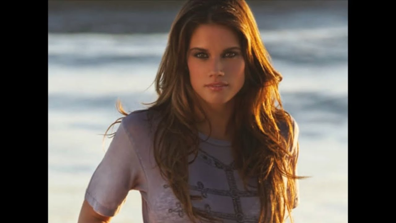 Missy Peregrym is a beautiful and talented Canadian actress. A slideshow