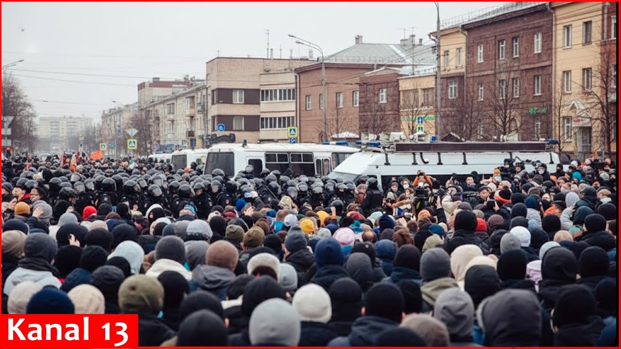 В Луганске прошли ожесточенные протесты против режима Путина: &laquo;Мы устали от незаконных действий&raquo;.