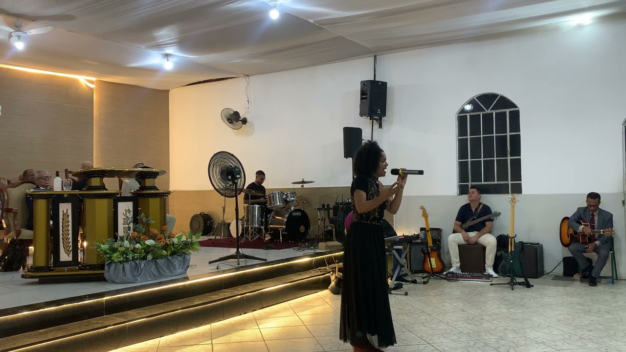 44º Aniversário da Igreja - Uma noite de Louvor e Gratidão a Deus
