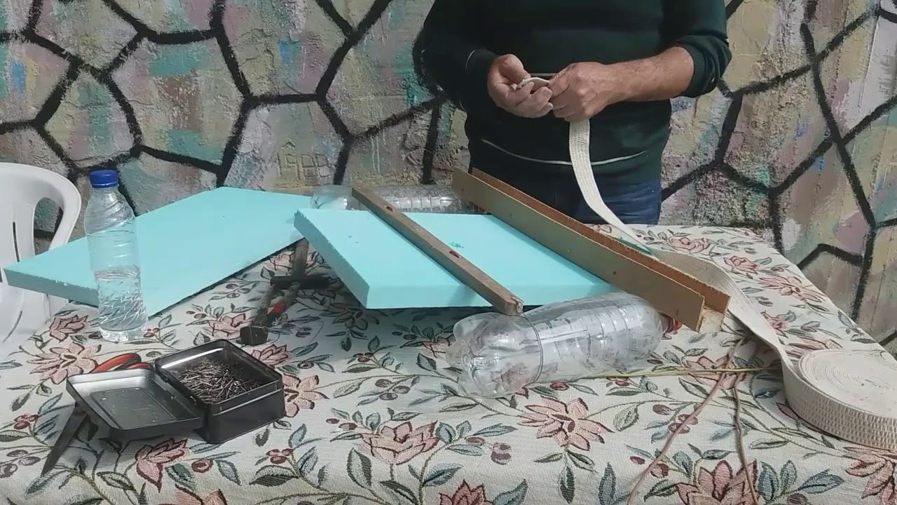 Κατασκευή καραβάκι για ψάρεμα - How to construct the boat for your fishing line.