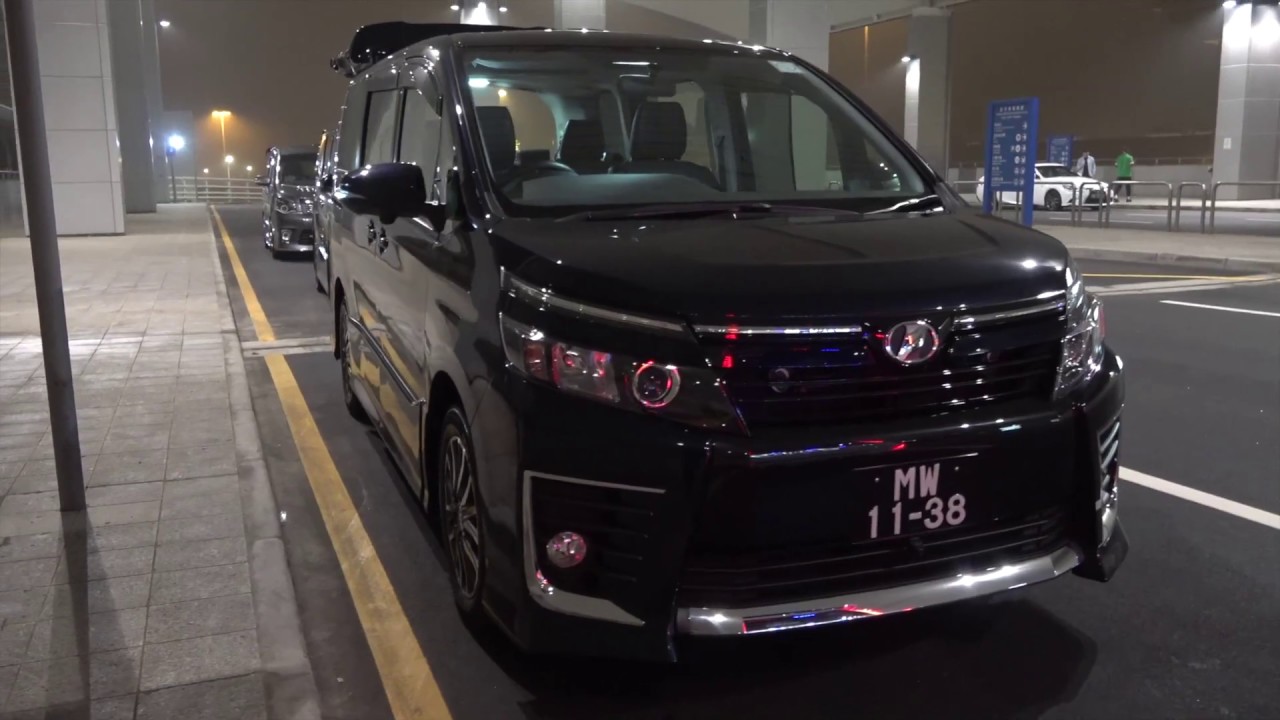 Macau  Noah & Voxy (80系) 互助研究社 易嚟實發生生車會春茗